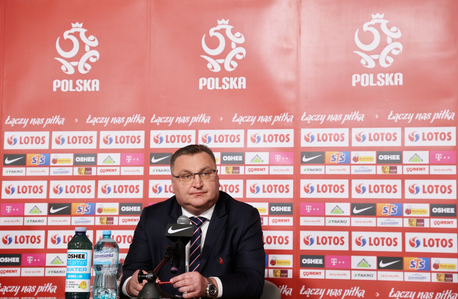 Czesław Michniewicz uważa, że jego połączenia z "Fryzjerem" o niczym złym nie świadczą