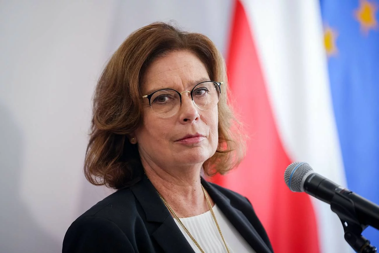Wicemarszałkini Sejmu Małgorzata Kidawa-Błońska w rozmowie z naTemat.pl wskazuje, dlaczego opozycja nie może bezczynnie czekać na upadek rządu PiS. Wicemarszałkini Sejmu Małgorzata Kidawa-Błońska w rozmowie z naTemat.pl wskazuje, dlaczego opozycja nie może bezczynnie czekać na upadek rządu PiS.