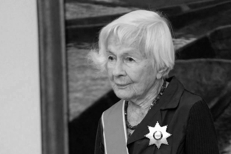 Danuta Szaflarska nie żyje.