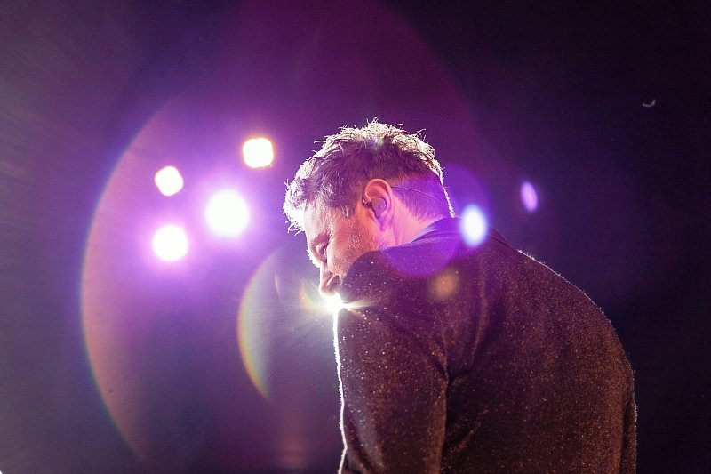 Andrzej Piaseczny dokonał coming outu. Piasek w najnowszym wywiadzie przyznał, że jest gejem i opowiada o tym w piosence "Miłość". Andrzej Piaseczny dokonał coming outu. Piasek w najnowszym wywiadzie przyznał, że jest gejem i opowiada o tym w piosence "Miłość"