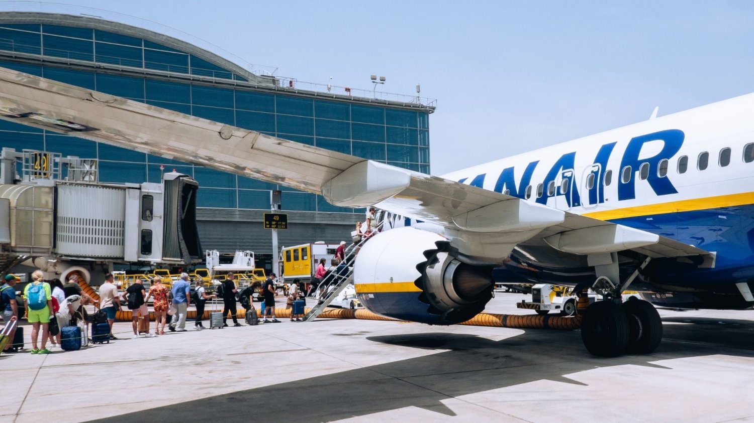 Cięcia w siatce Ryanaira i Wizz Aira z Polski Ryanair i Wizz Air odwołują loty z Polski