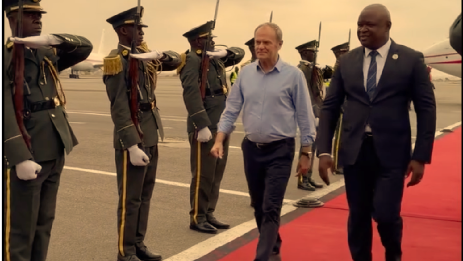 Papa w Angoli zaliczył wtopę? Były szef protokołu: Skrzywiłem się, gdy to zobaczyłem