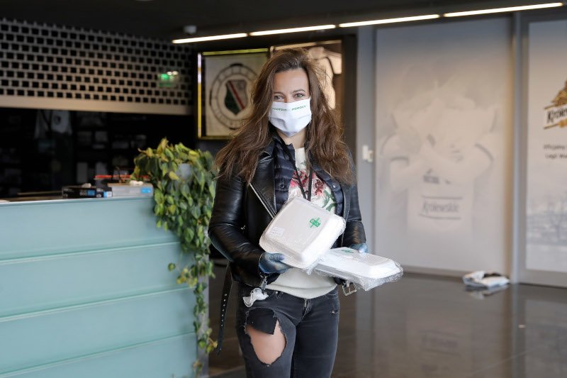 Legia Warszawa stworzyła akcję #GotowiDoPomocy.