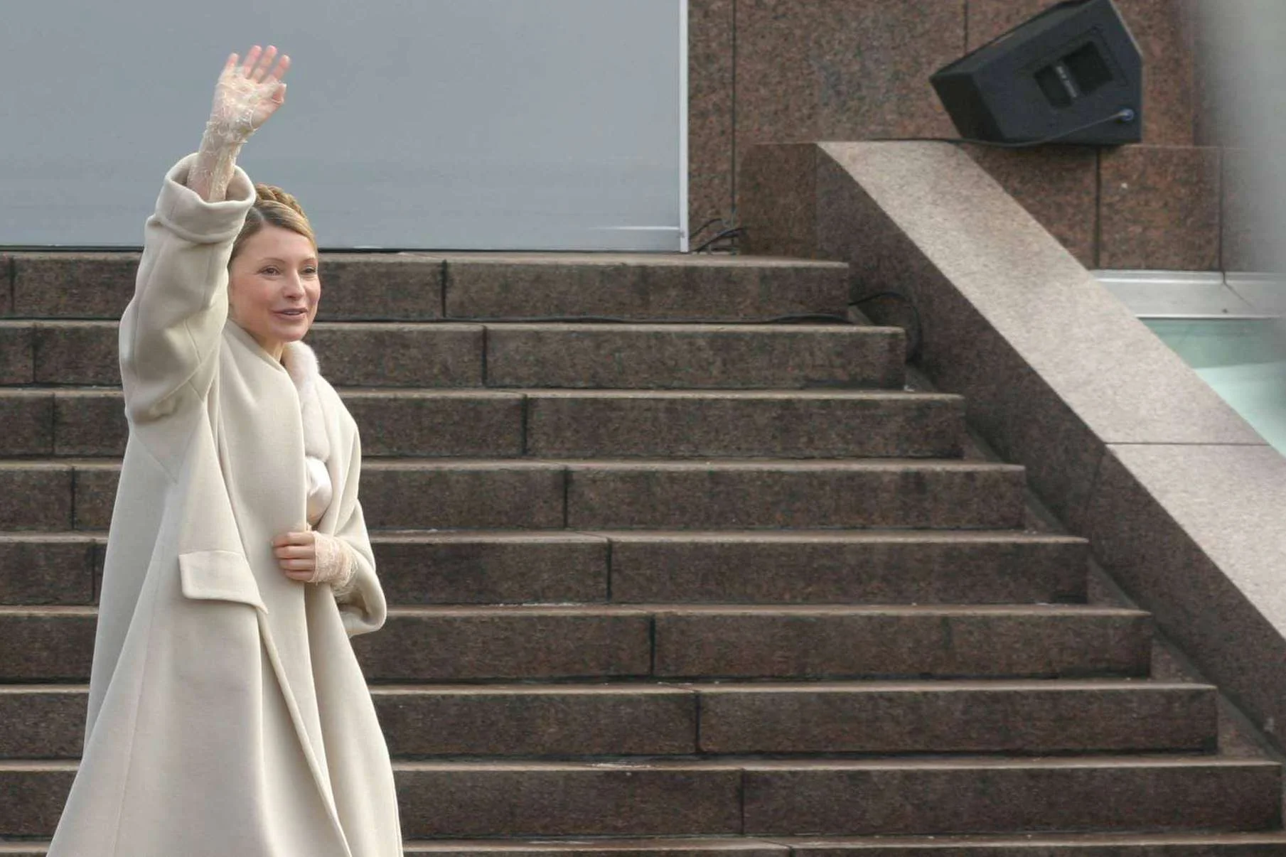 Była premier Ukrainy Julia Tymoszenko przed przysięgą prezydencką Wiktora Juszczenki