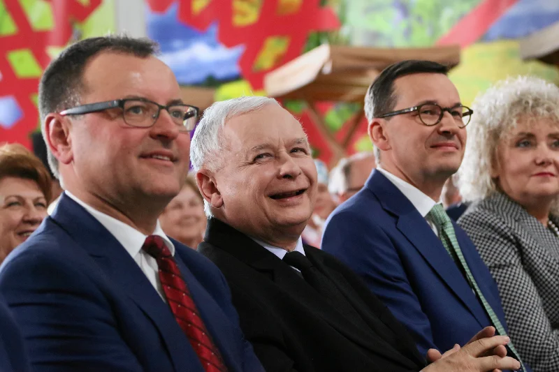 To trzecia z rzędu wyborcza wygrana PiS.