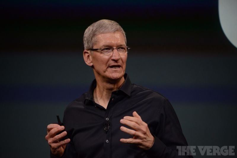 Tim Cook zaprezentował nowe urządzenia od Apple. W tym od dawna wyczekiwane iPhone 5S i 5C