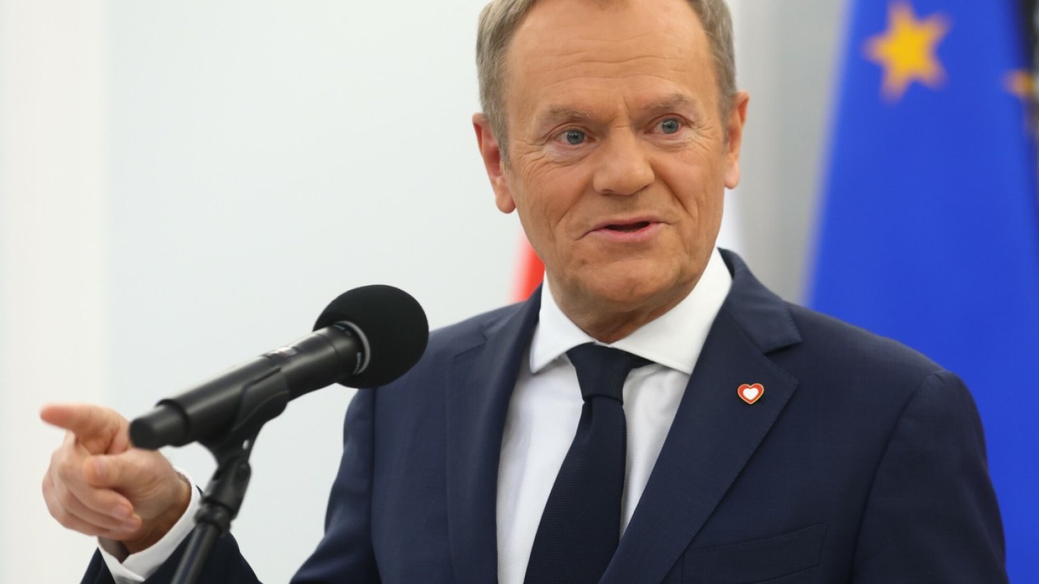 Polityków PiS-u oburzył wpis PO o 800 plus