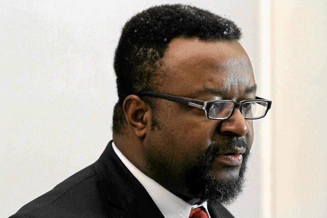 Poseł John Godson poprał rząd Tuska, bo "Jezus zrobiłby to samo"