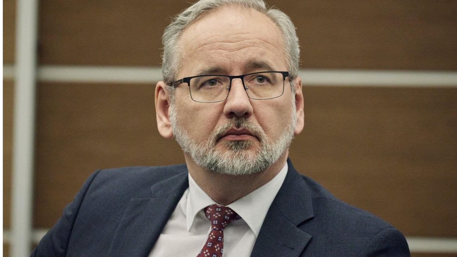 Nowe informacje ws. pobicia Niedzielskiego. Kluczowa decyzja ws. podejrzanych Adam Niedzielski pobity. Jest decyzja ws. mężczyzn podejrzanych o atak