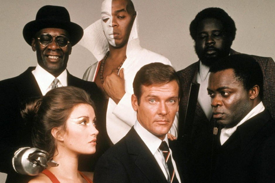 james bond roald dahl cenzura słowa przykłady sensitive readers książki