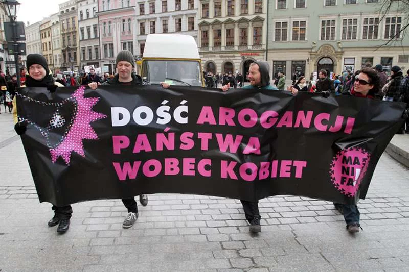 Jak daleko politycy posuną się, by zapobiegać dyskryminacji i walczyć o równość?