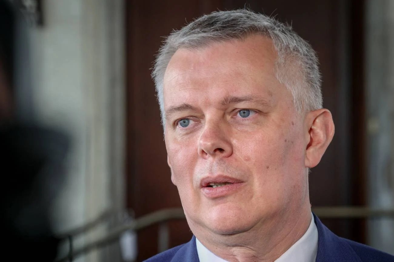 Tomasz Siemoniak za pośrednictwem swojego profilu na Facebooku zabrał głos ws. urodzin dziennikarza Roberta Mazurka, w których uczestniczył.