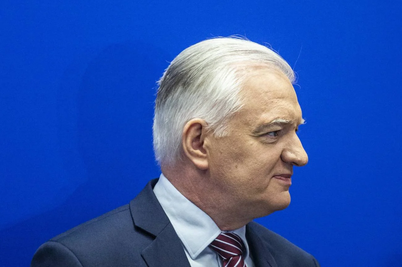 Jarosław Gowin podczas piątkowej rozmowy z Radiem Wnet podkreślił, że jest "głęboko rozczarowany tym, co Mateusz Morawiecki zaproponował w kwestiach podatkowych".