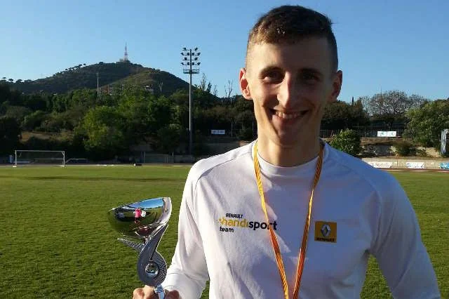 Maciej Lepiato, mistrz świata i mistrz paraolimpijski w skoku wzwyż, który przygotowuje się do Igrzysk w Rio de Janeiro 2016