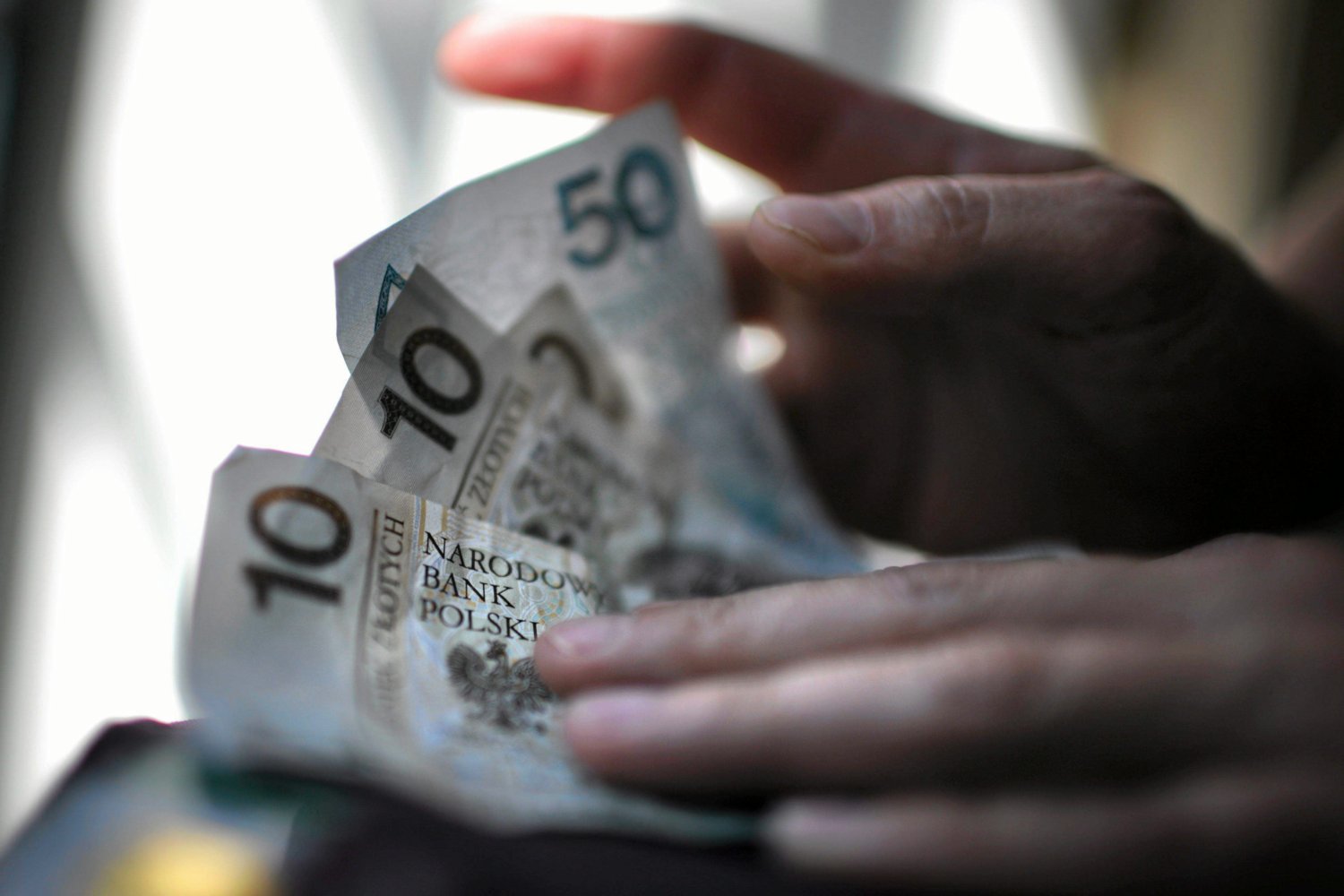 Osoby z niską pensją tak mogą zarobić extra pieniądze. 30 pomysłów na zajęcia po godzinach