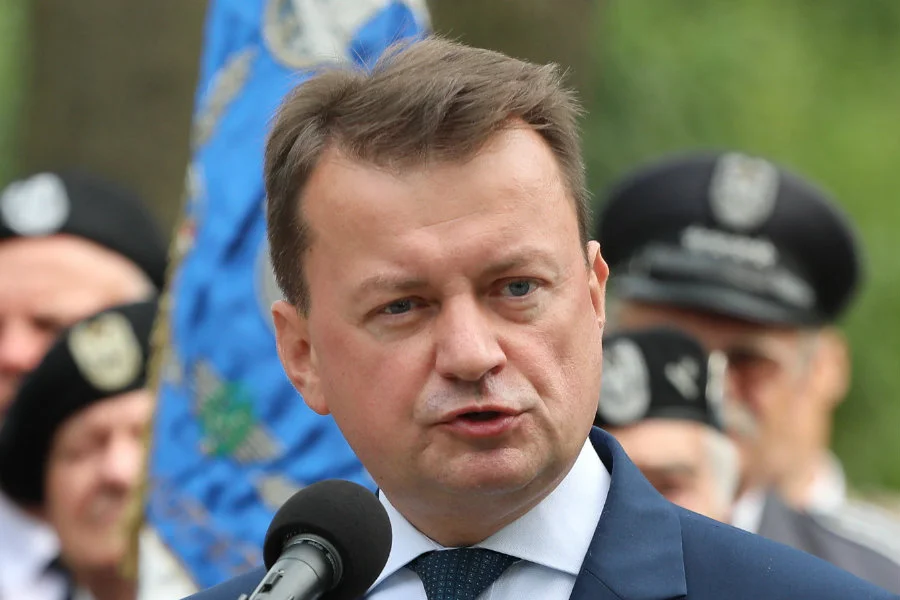 Czy gen. Mirosław Jemielniak został zwolniony za nagrodę dla dziennikarza TVN na Święcie Lotnictwa?