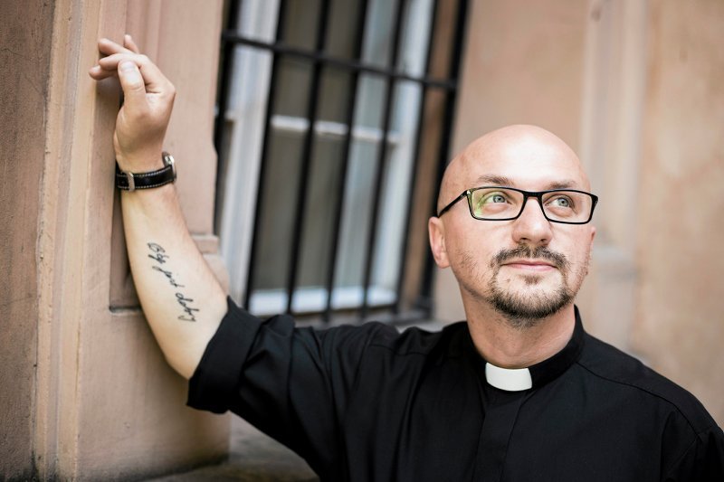 Jezuita, który nie podoba się wielu Polakom, bo konsekwentnie mówi, że "Bóg jest miłością"