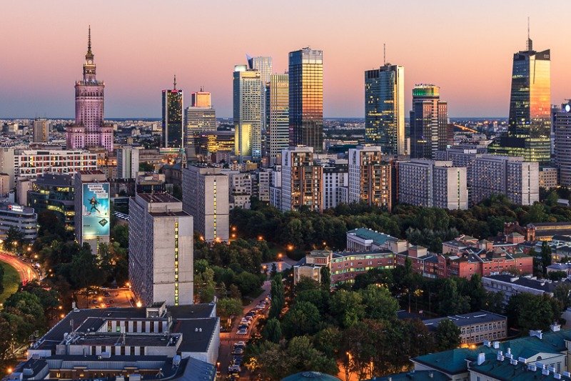 Noc Wieżowców daje wyjątkową możliwość zobaczenia stolicy z innej perspektywy. Zobacz, do których budynków wejdziesz w tym roku