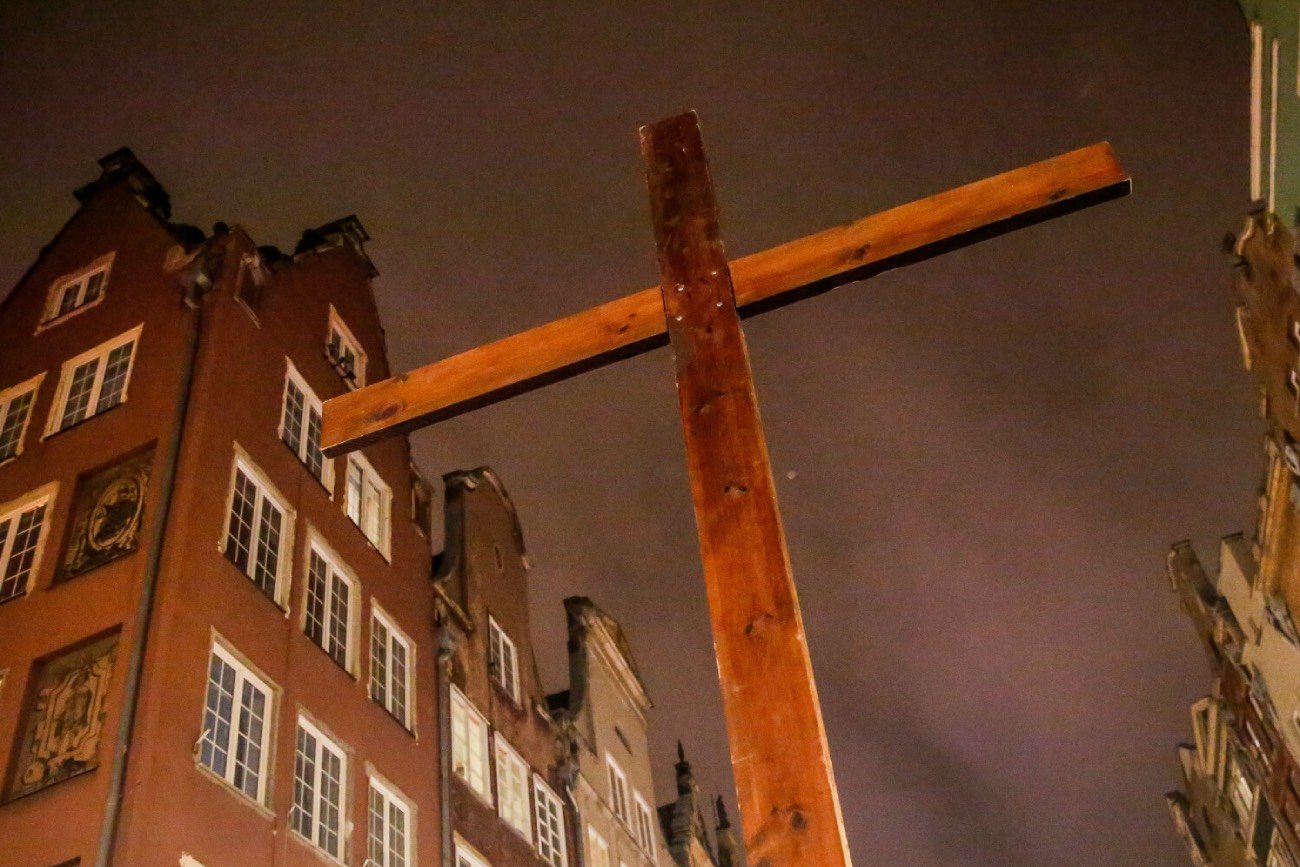 Krzyż podczas Drogi Krzyżowej