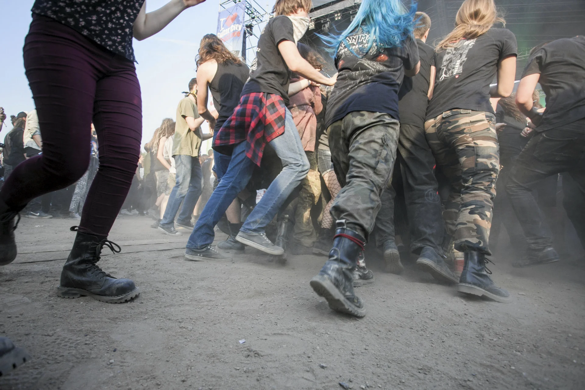 Nie tylko organizatorzy metalowych koncertów w Polsce mają problemy z klerem
