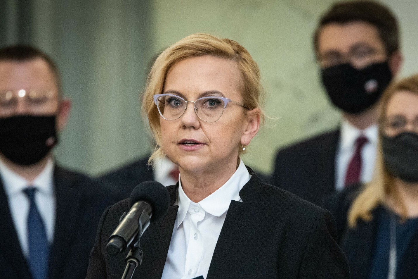 Anna Moskwa powiedziała po piątkowym spotkaniu w Czechach, że sytuacja powinna wyklarować się w poniedziałek.