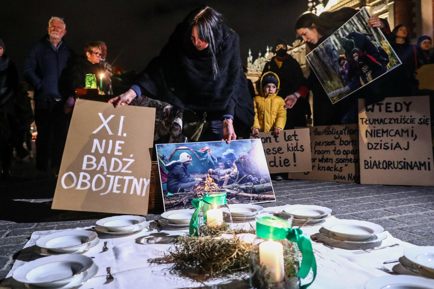 Rękę do migrantów chętniej wyciągają niewierzący niż osoby wierzące i praktykujące regularnie. Tak wynika z sondażu dla "Rzeczpospolitej".