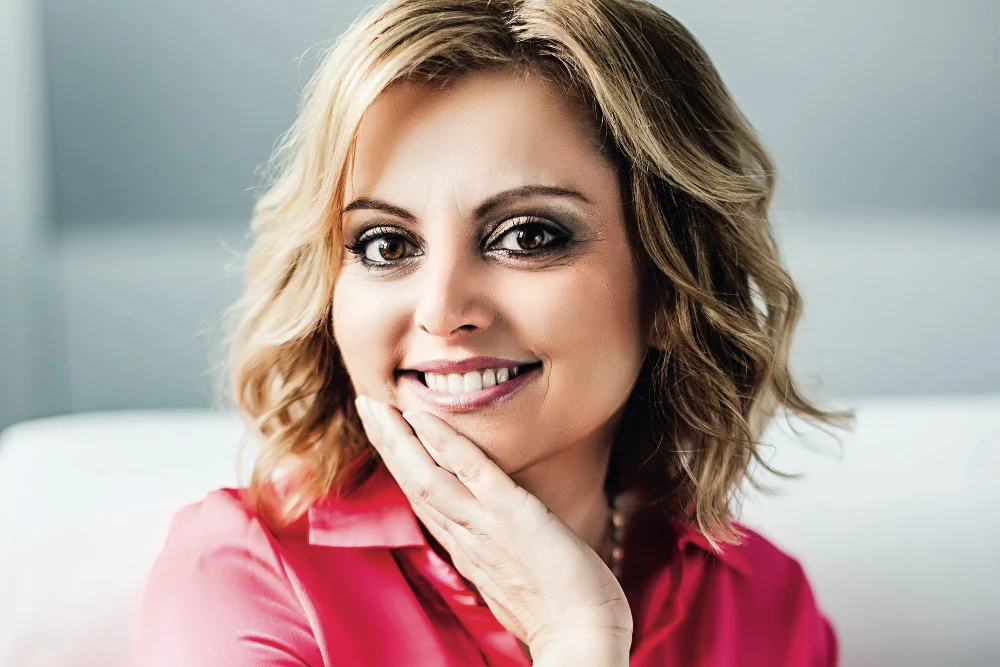 Evita Urbanikova to najbardziej znana słowacka pisarka. Jest autorką scenariusza swojej najbardziej znanej książki "Wszystko albo nic".