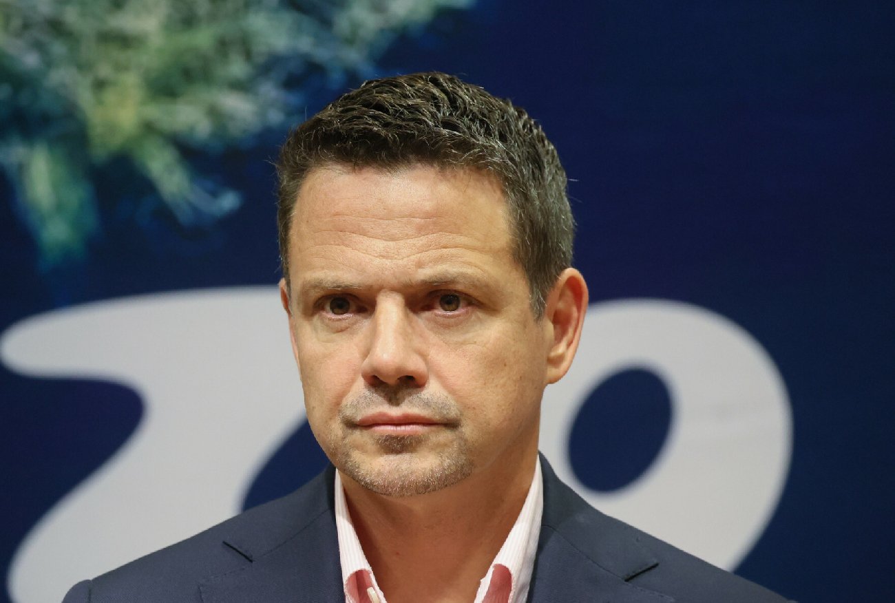 Campus Polska. Zamieszanie u Trzaskowskiego. "Do Mellera zadzwonił Nitras".