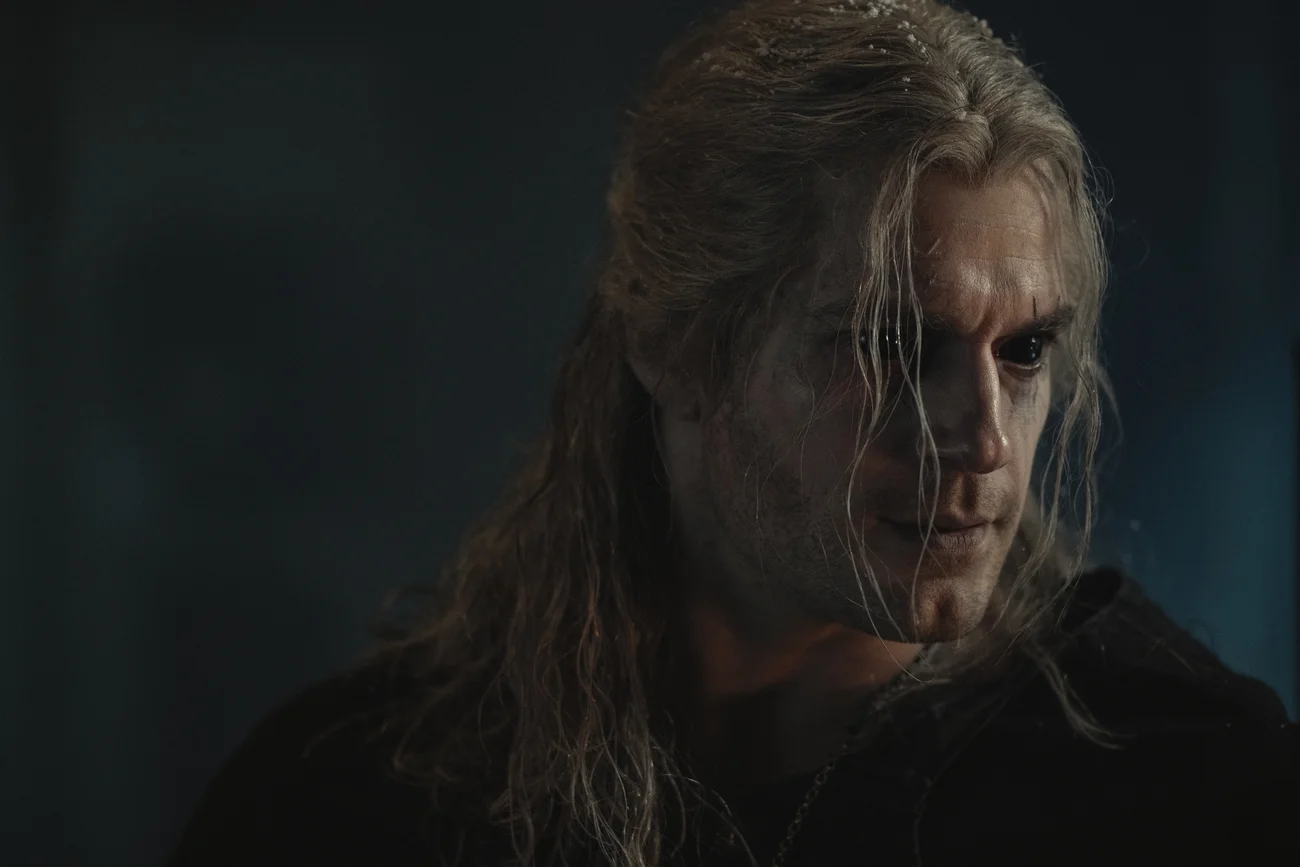 Henry Cavill to wypisz, wymaluj książkowy Geralt.