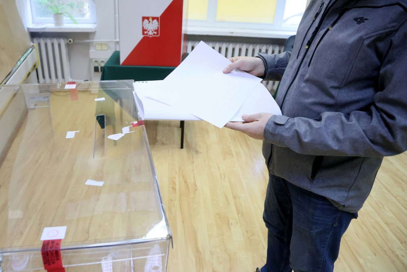 Głosowanie w wyborach samorządowych 2024