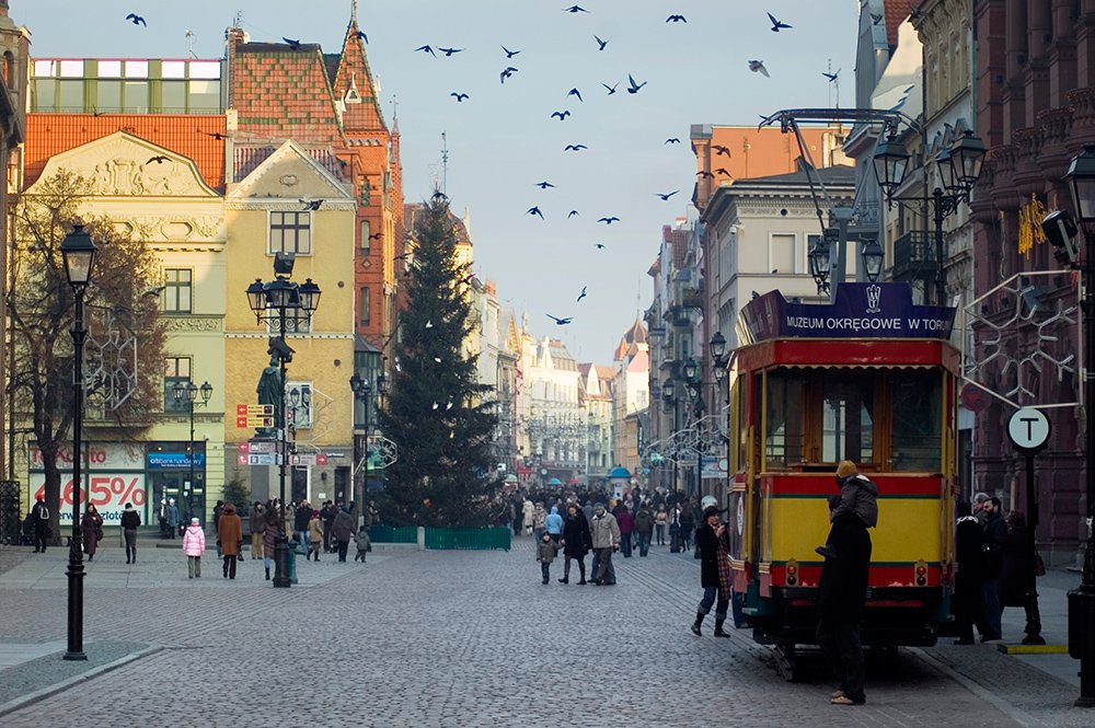 Pamiątkowy tramwaj w Toruniu. Warszawa też będzie taki mieć