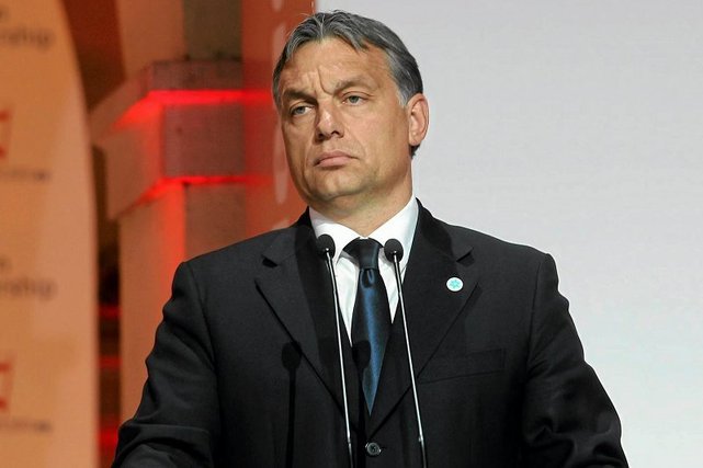 Węgrzy tłumaczą się ze słów swojego premiera Viktora Orbana.