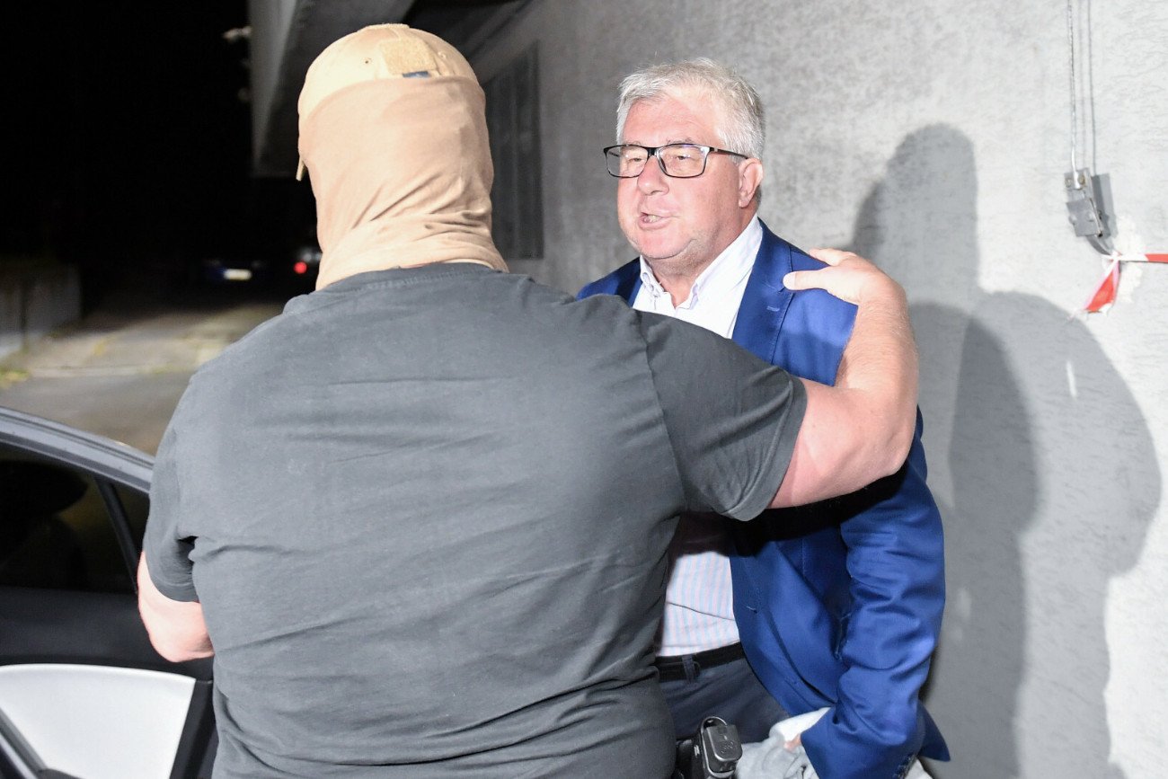 Skonfrontowali Czarneckiego z żoną. Rzecznik PK ujawnia nam szczegóły przesłuchania Ryszard Czarnecki
