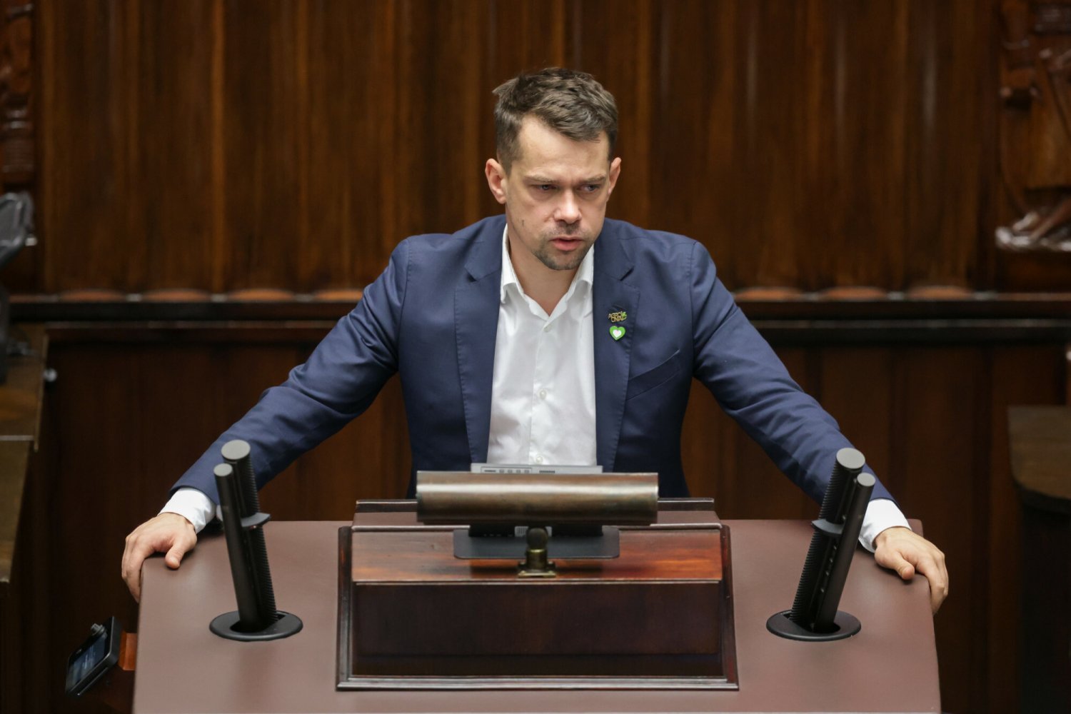 Michał Kołodziejczak postanowił wykorzystać nieoczekiwane spotkanie z Jarosławem Kaczyńskim na sejmowym korytarzu