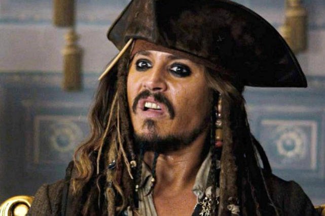 Jack Sparrow to przykład drania, który budzi sympatię.