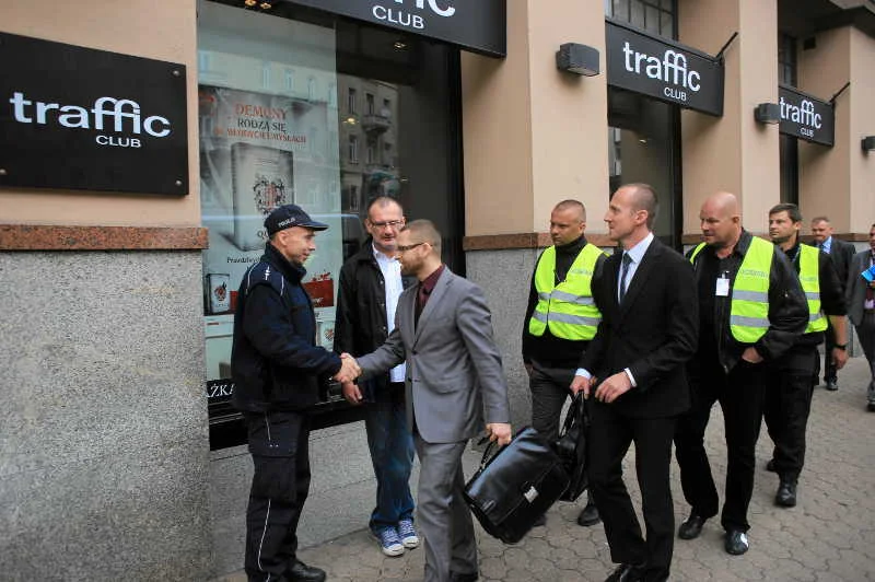 Eksmisja Traffic Clubu przy Brackiej.