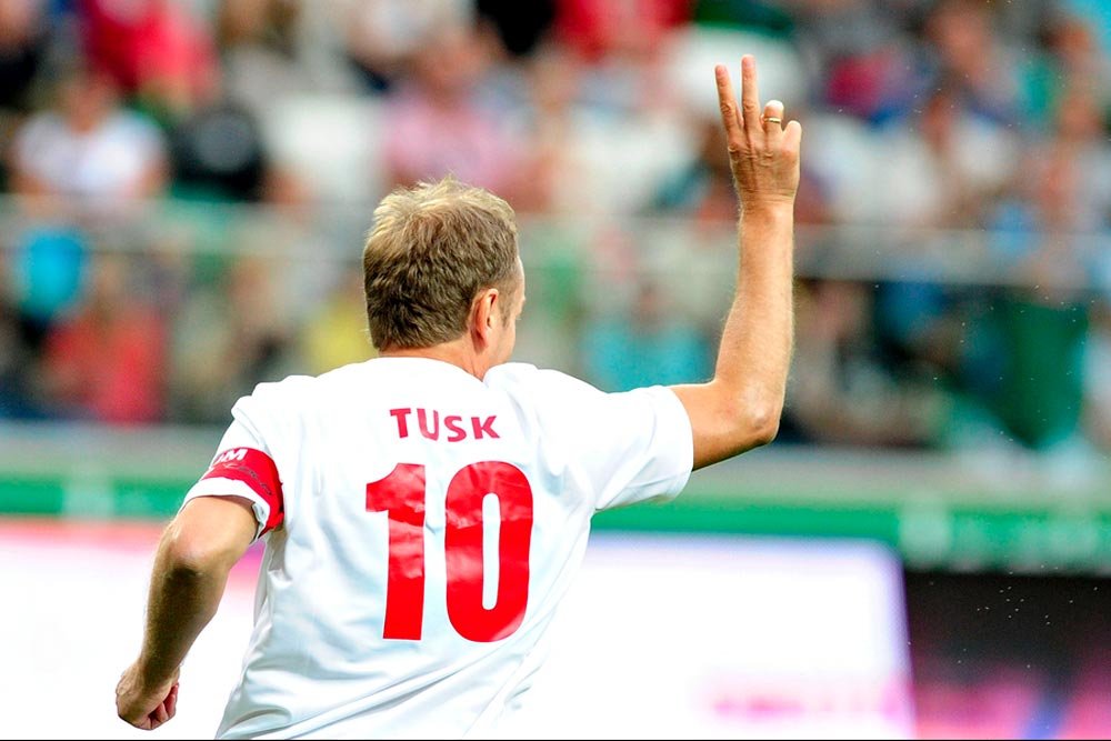 Donald Tusk na boisku