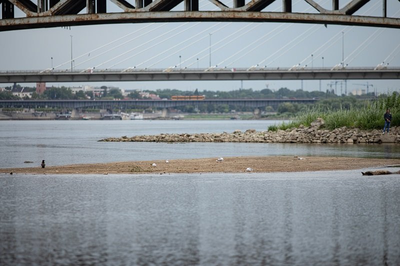 Do Wisły wlewane są tysiące metrów sześciennych ścieków.