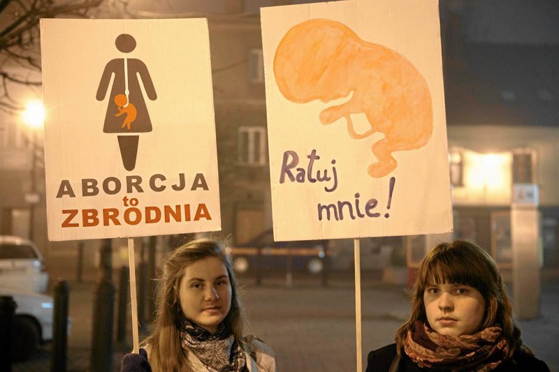 Liczby dotyczące Polek, które usunęły ciążę są dla wielu szokująco wysokie.
