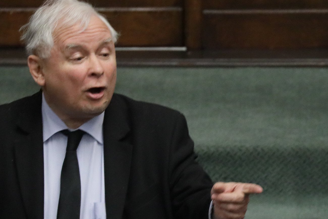 Gdyby wybory odbywały się w czerwcu, PiS uzyskałoby 36 proc. poparcia wśród osób deklarujących udział w głosowaniu.