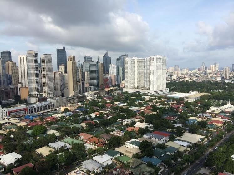 A może praca w korporacji, tylko na Filipinach? Zobacz czym żyje "mordor" w Manili