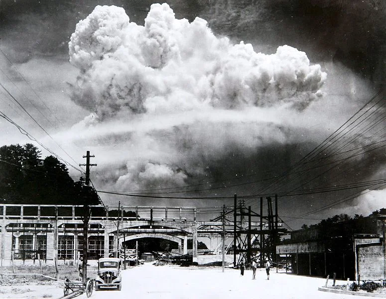 Chmura atomowa powstała po zrzuceniu bomby nuklearnej na Nagasaki.