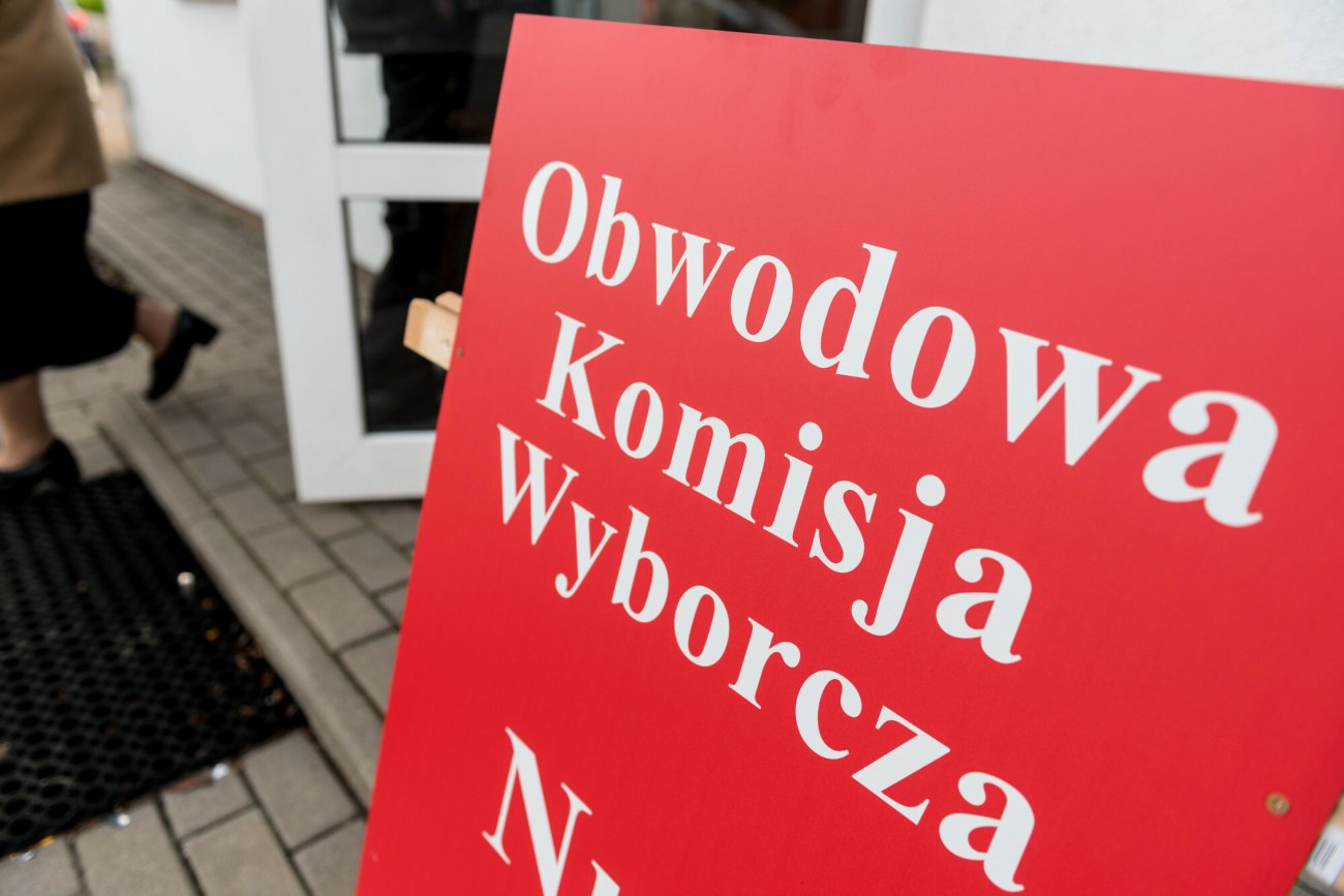 Pijana kobieta w komisji wyborczej w Płocku. Ile miała promili?