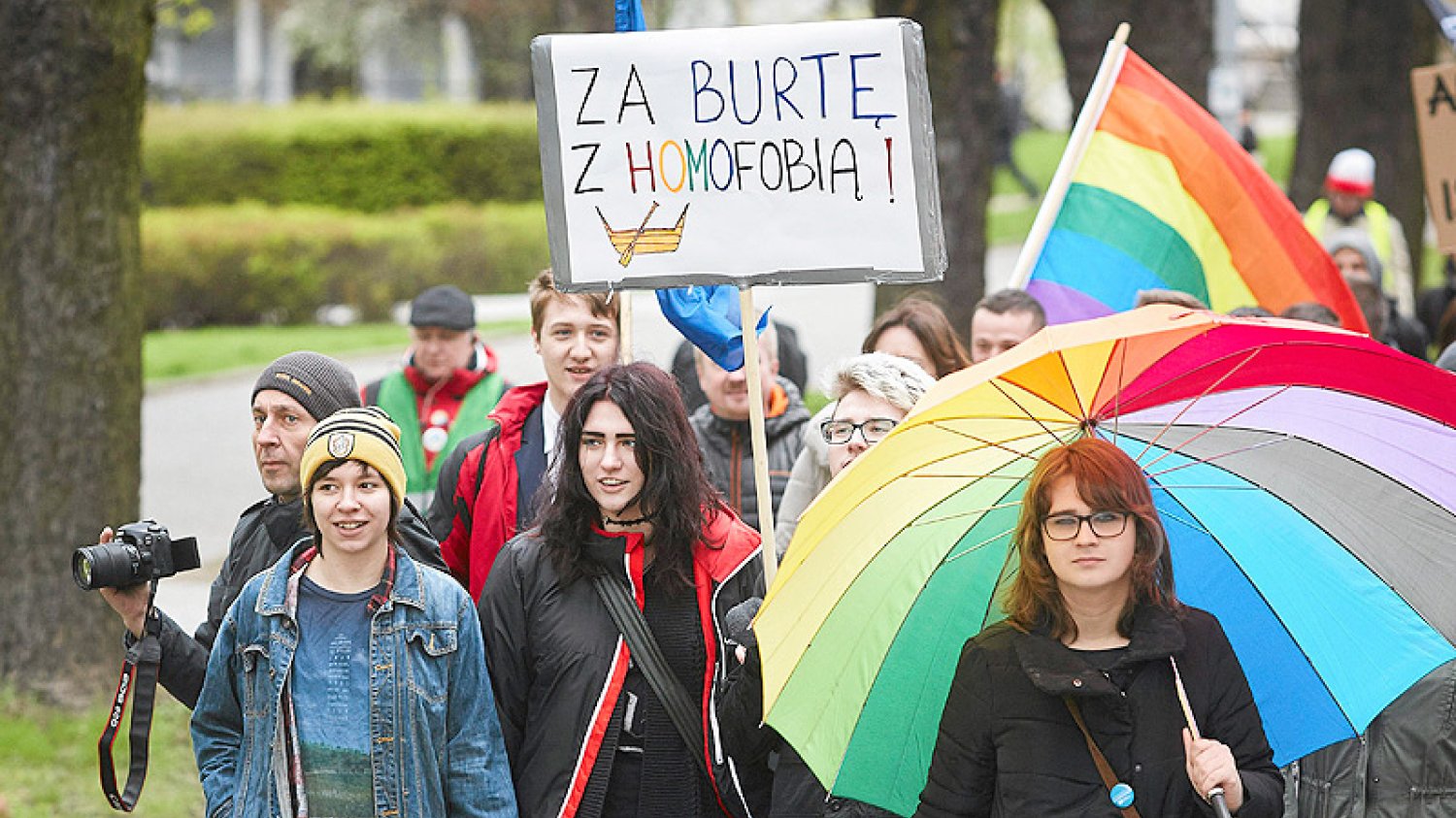 Szef PO Grzegorz Schetyna zapowiada powrót do pomysłu legalizacji związków partnerskich po zwycięstwie nad PiS.