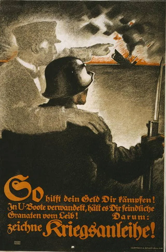 Rok 1917. Duch zabitego marynarza wskazuje żołnierzowi tonącą łódź podwodną