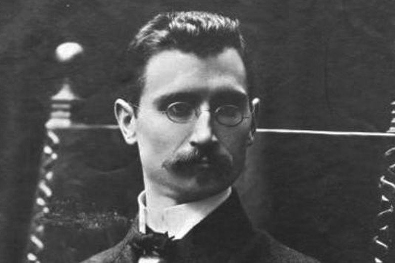 Romuald Traugutt - polski bohater narodowy, który miał za sobą głęboką przemianę.