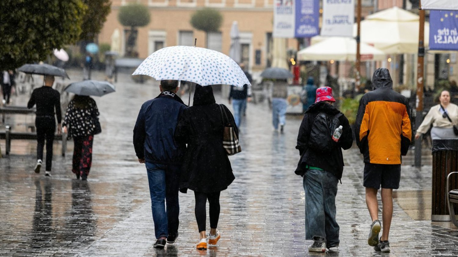 Pogoda na czwartek i weekend nie zachwyca. Lepiej mieć przy sobie parasol.