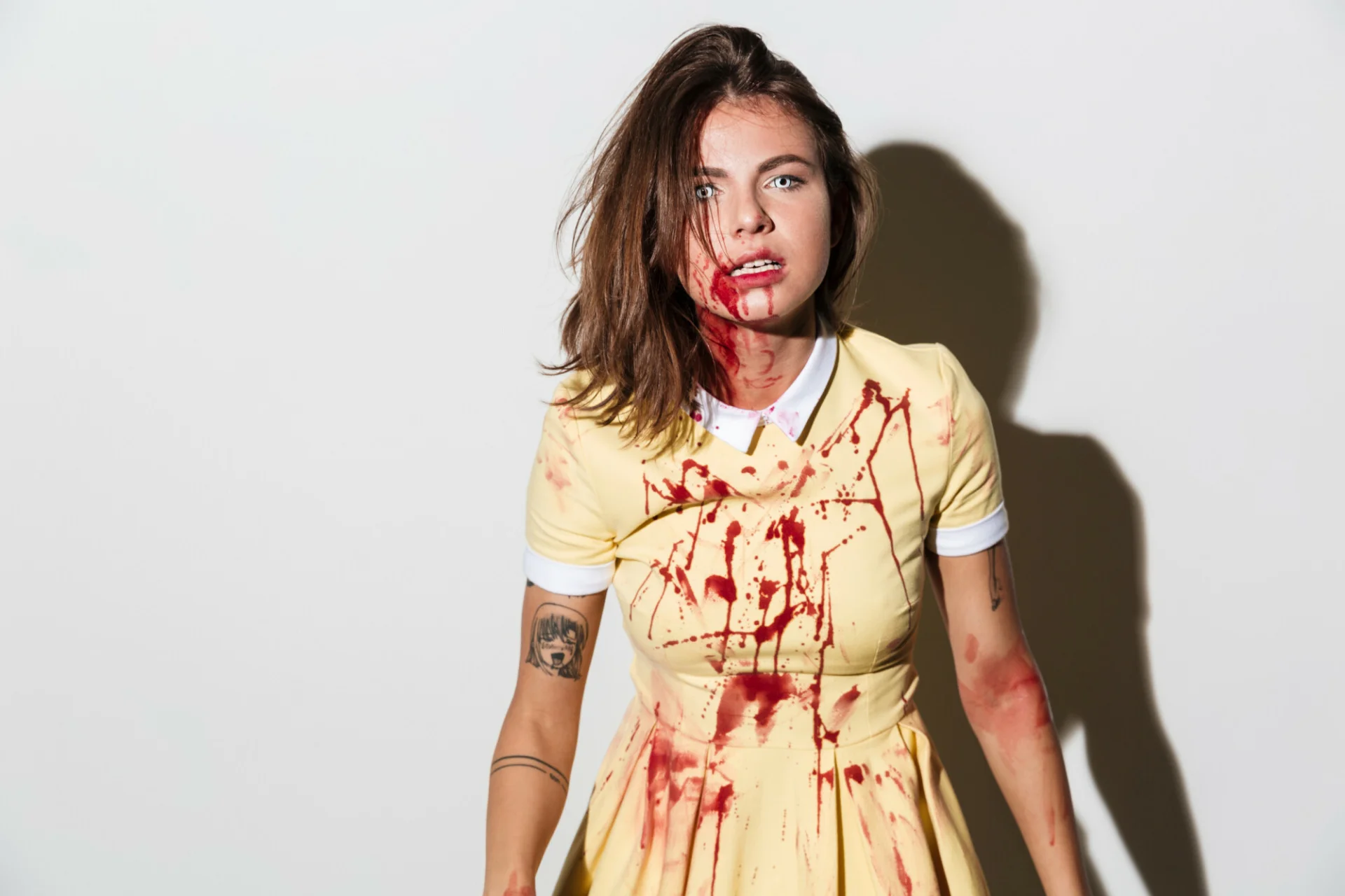 Przedstawiamy kilka pomysłów na proste kostiumy na ostatnią chwilę na imprezę Halloween.