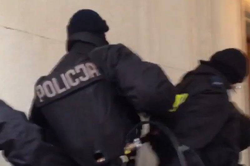 Policjanci nie chcieli rozmawiać o tym, do czego przygotowują się w Sejmie nawet z posłanką na Sejm.