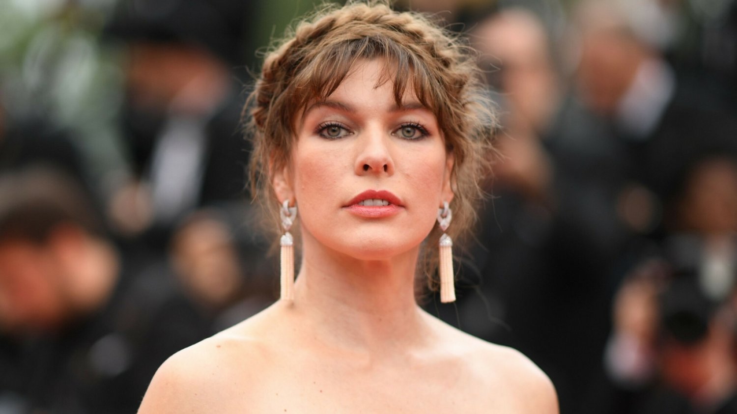 Milla Jovovich zabrała głos w sprawie rosyjskiej agresji na Ukrainę.